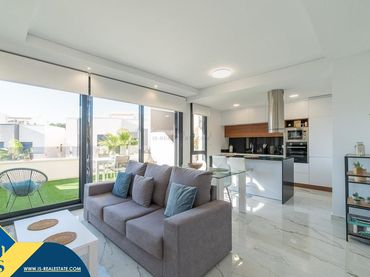 Pis amb piscina en venda a Orihuela Costa
