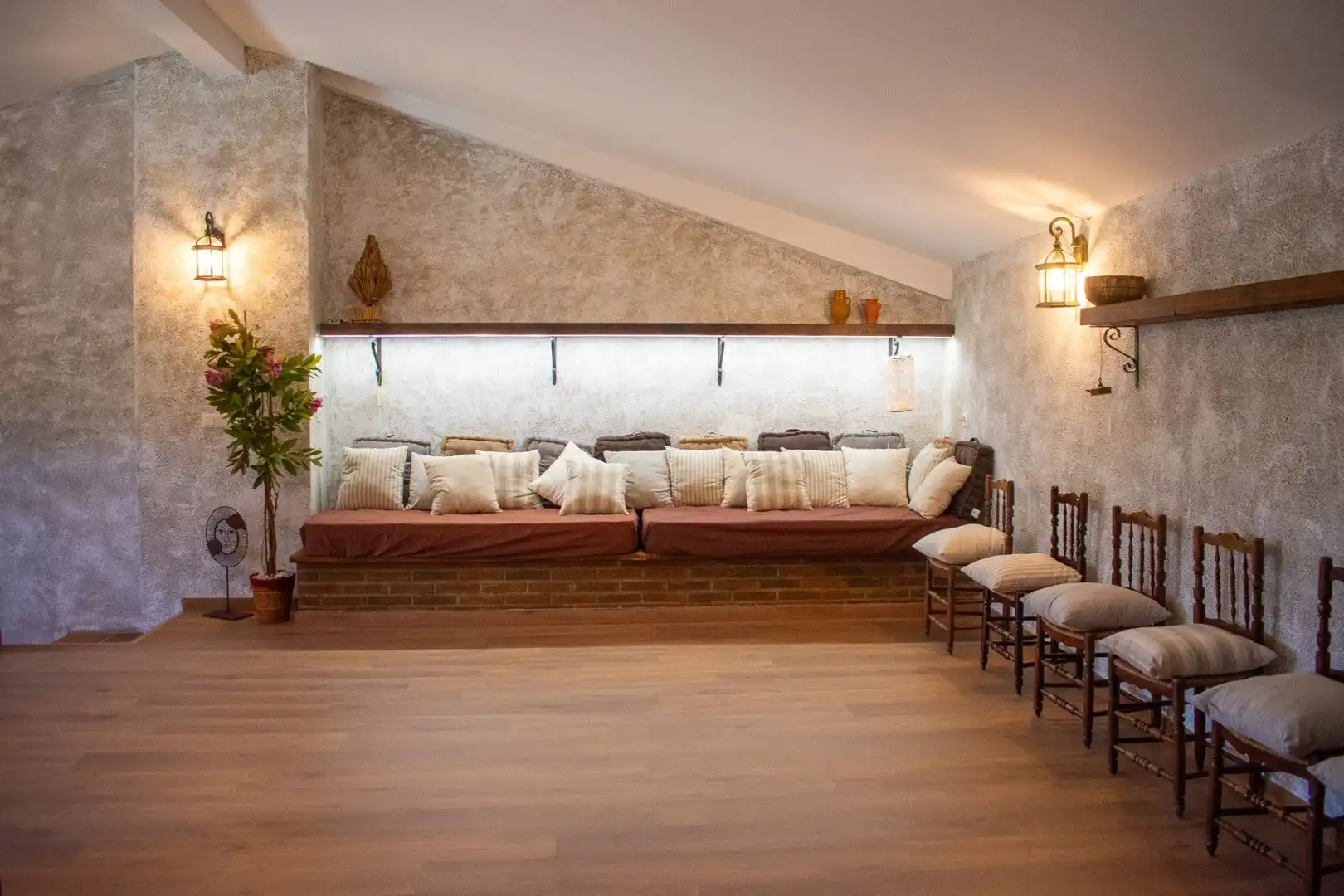 Sala d'estar de Casa o xalet en venda en Onil amb Jardí privat, Terrassa i Traster