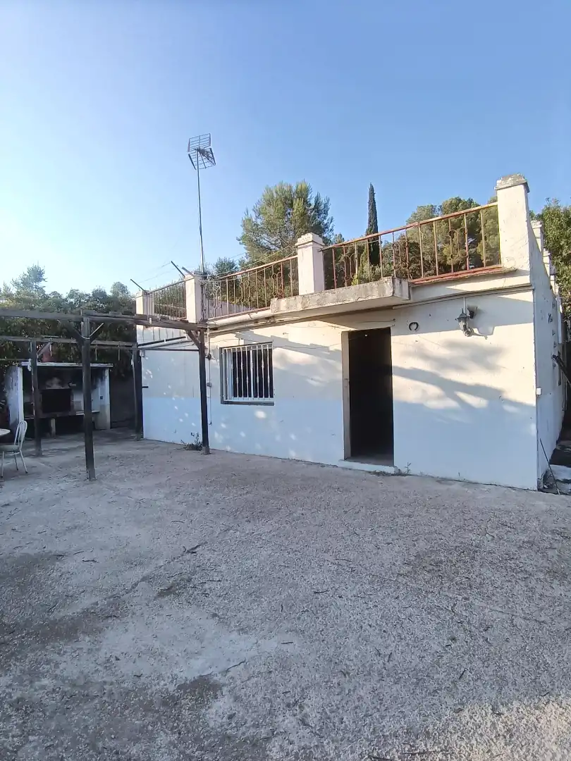Maison rustique avec piscine à vendre à L'Aleixar