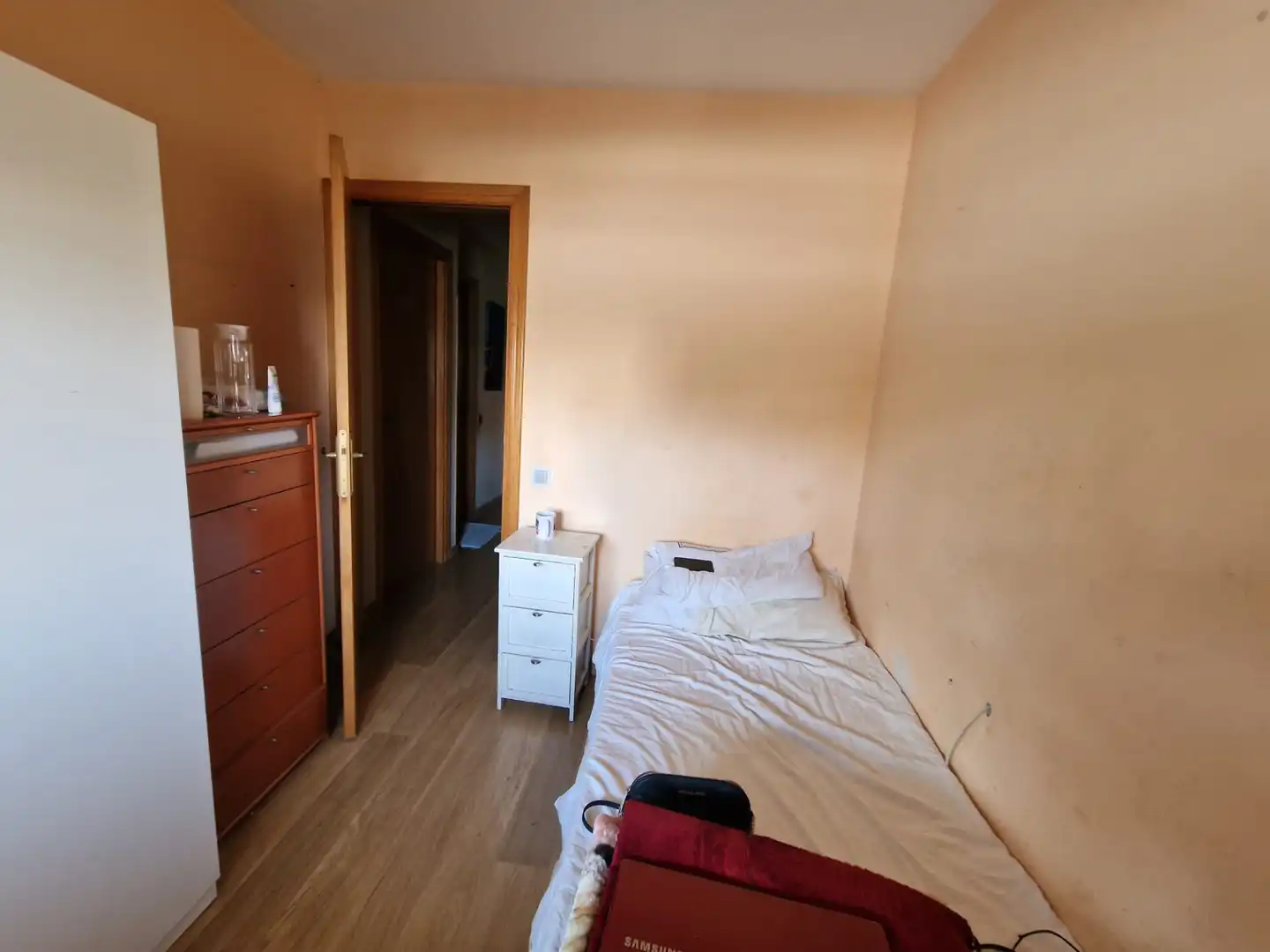 Bedroom of Flat for sale in Montcada i Reixac  with Air Conditioner, Heating and Storage room