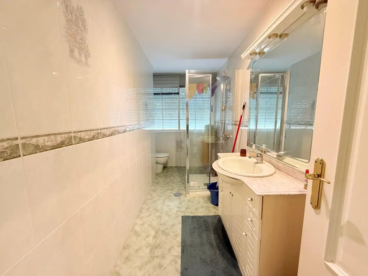 Baño de Casa o chalet en venta en Boadilla del Monte con Aire acondicionado, Calefacción y Piscina