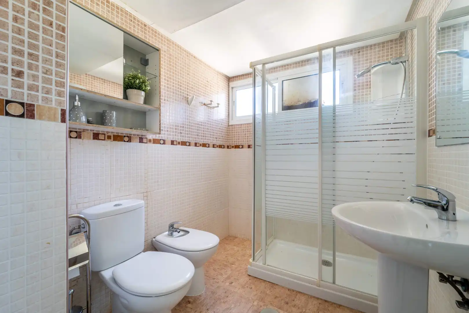 Bany de Apartament en venda en Torremolinos amb Aire condicionat, Terrassa i Traster