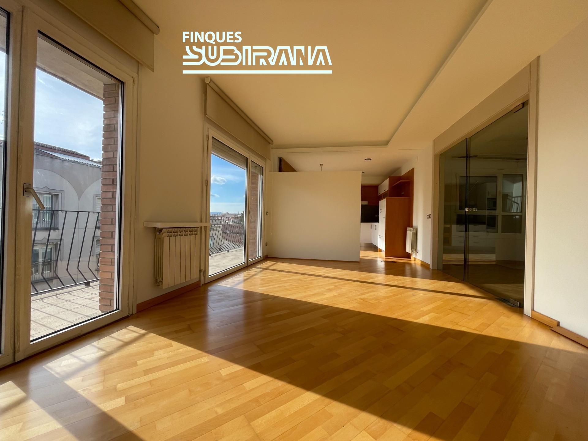 Sala d'estar de Dúplex en venda en Igualada amb Aire condicionat, Calefacció i Terrassa