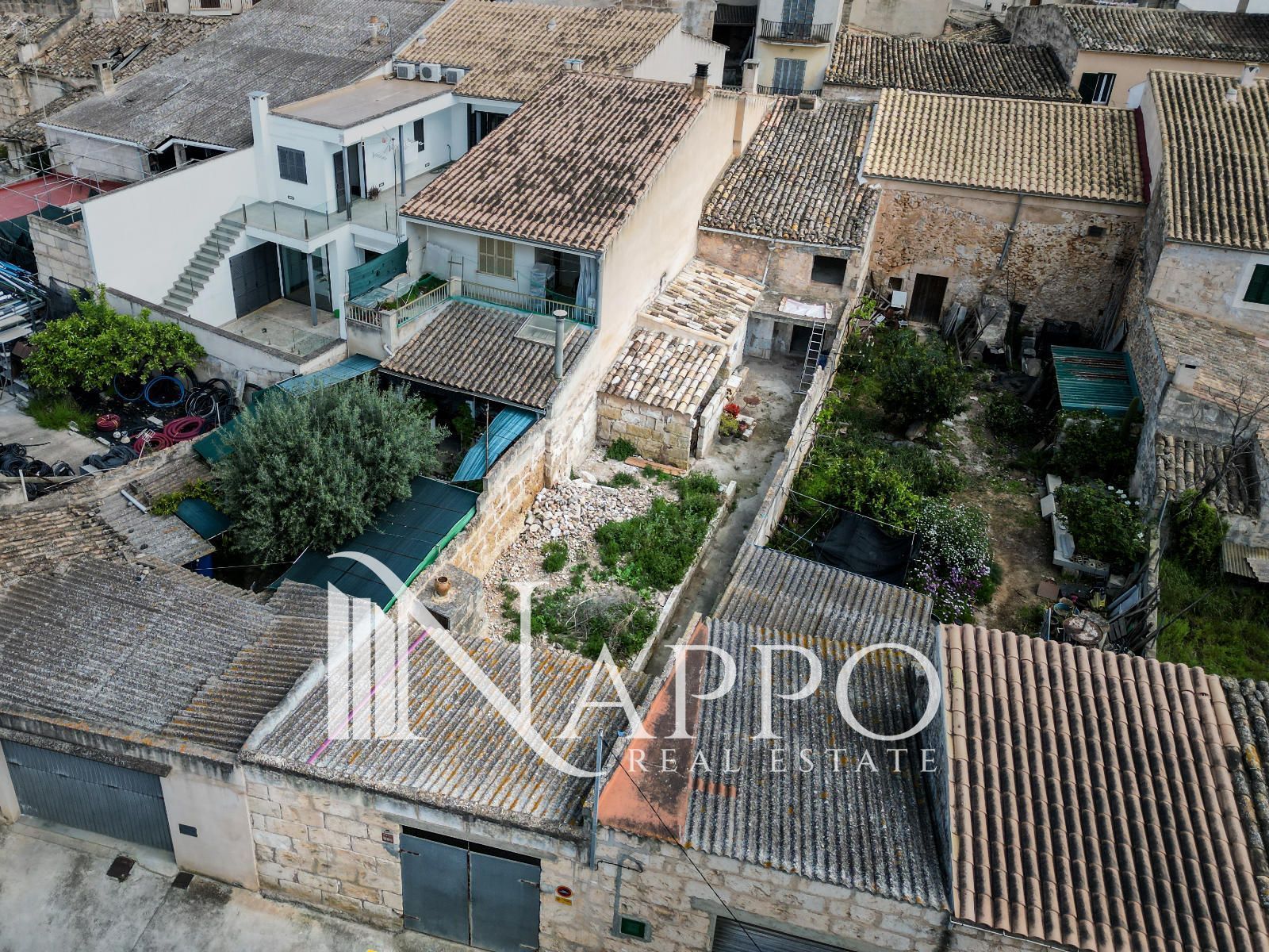 Exterior view of Single-family semi-detached for sale in Muro  with Air Conditioner, Heating and Private garden