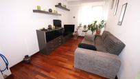 Sala d'estar de Apartament en venda en Santurtzi 