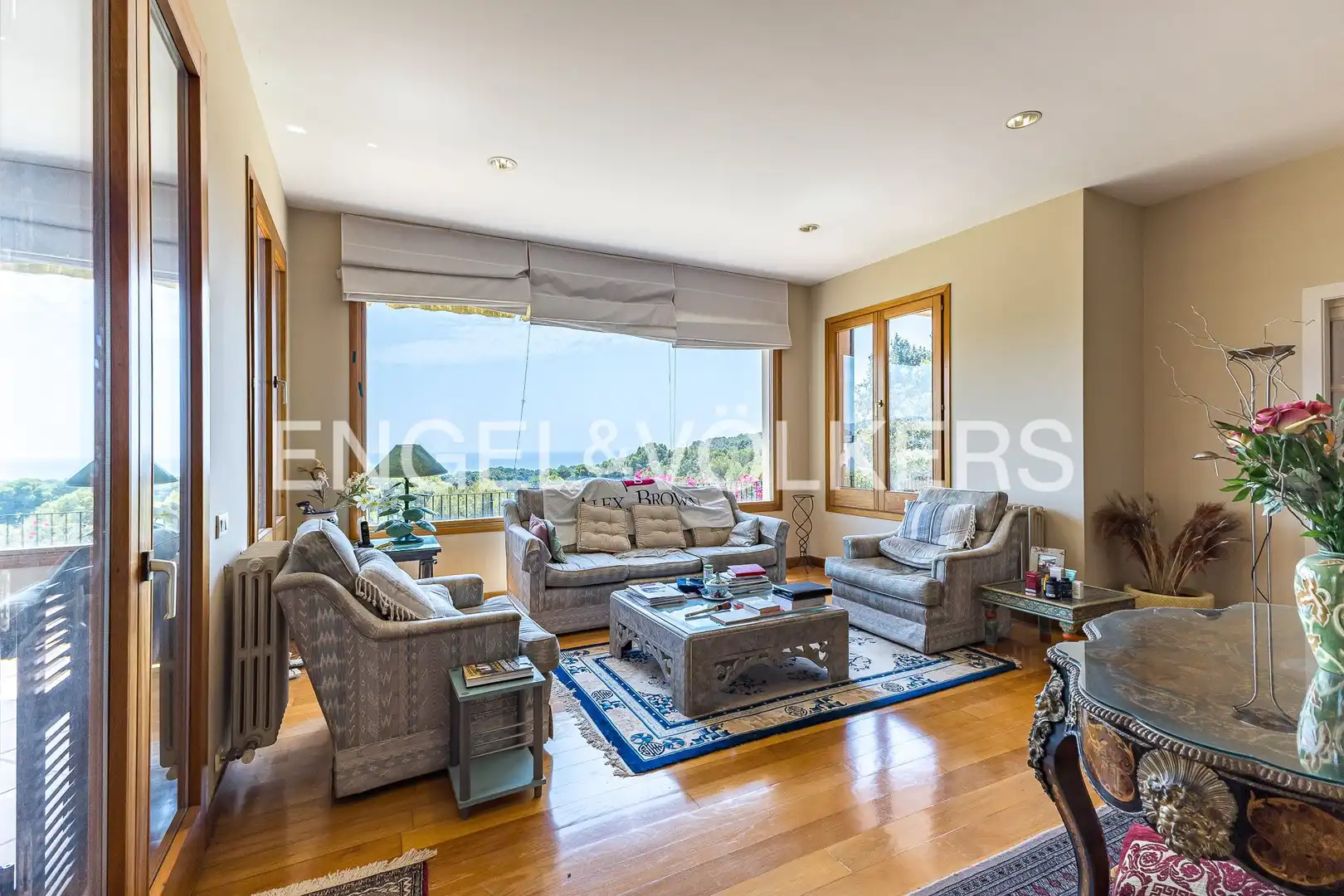 Living room of Houses for sale in Sitges  with Air Conditioner, Heating and Private garden
