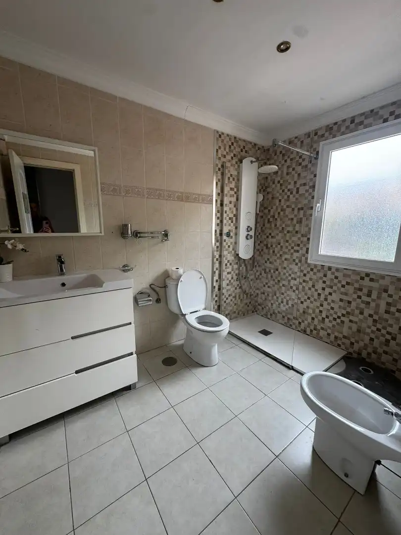 Badezimmer von Einfamilien-Reihenhaus zum Verkauf in Adeje mit Terrasse