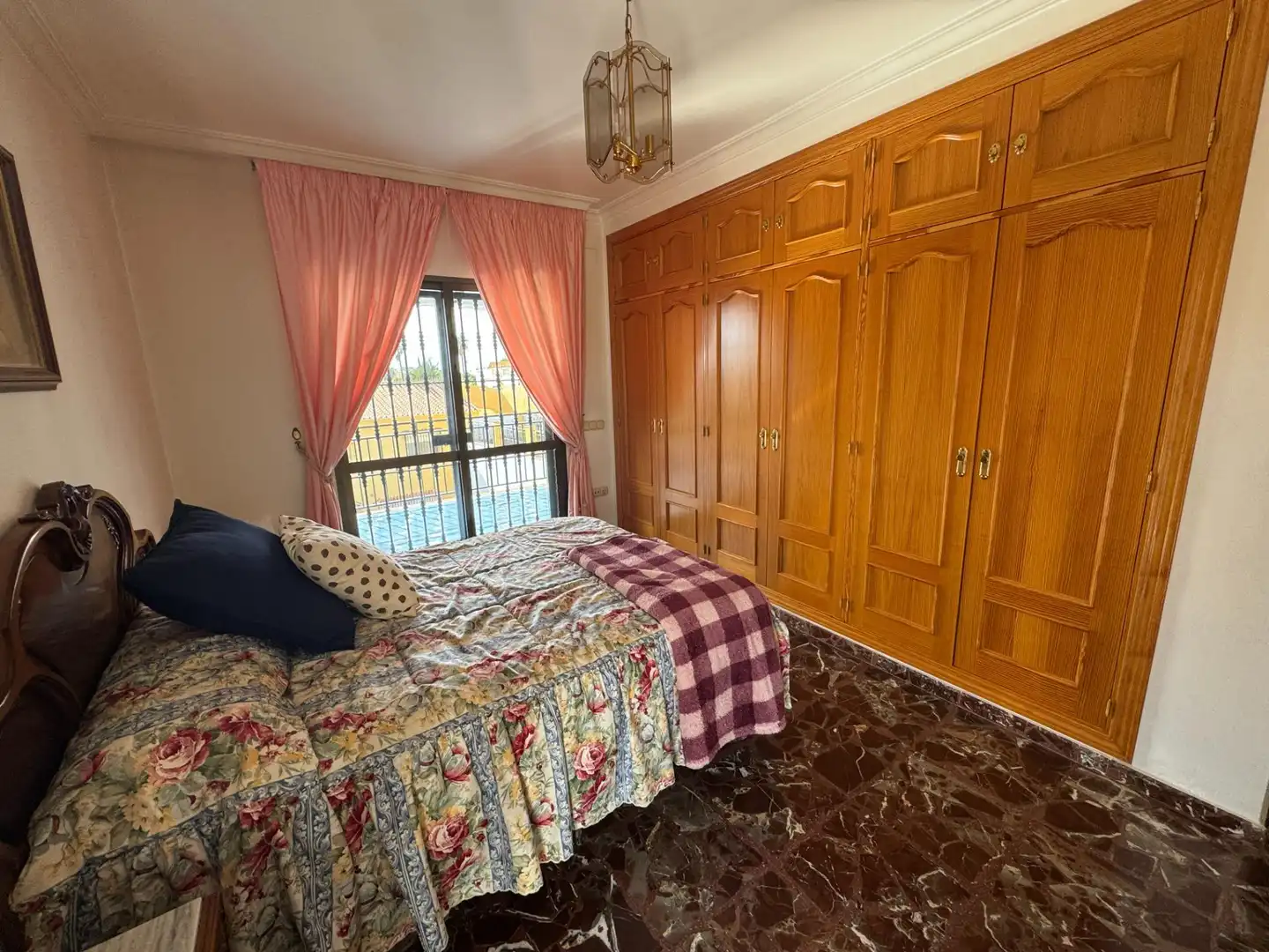 Dormitori de Casa o xalet en venda en Rincón de la Victoria amb Jardí privat, Terrassa i Balcó