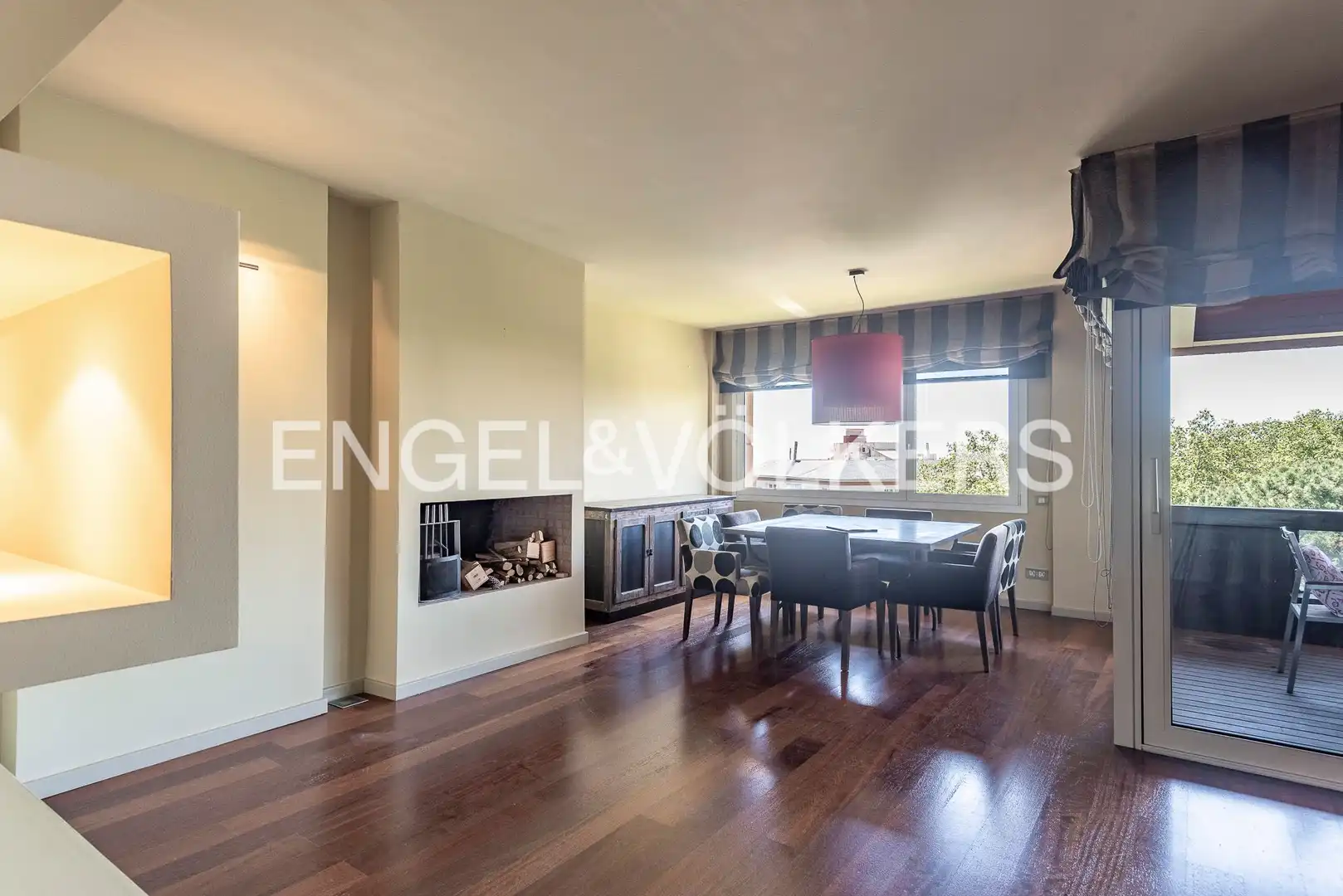 Comedor de Apartamento de alquiler en Barcelona con Calefacción, Parquet y Terraza