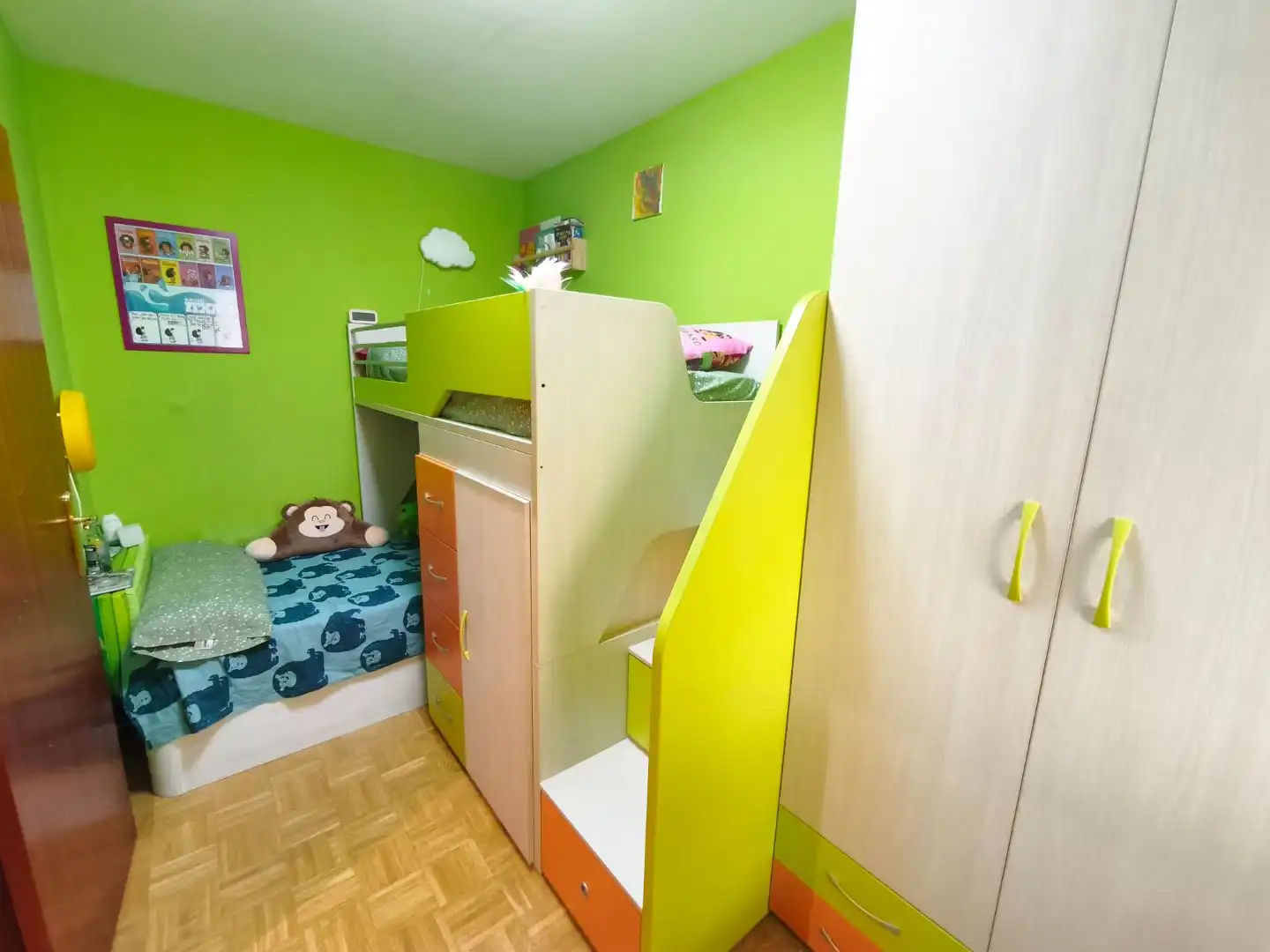 Dormitori de Pis en venda en Barakaldo  amb Balcó