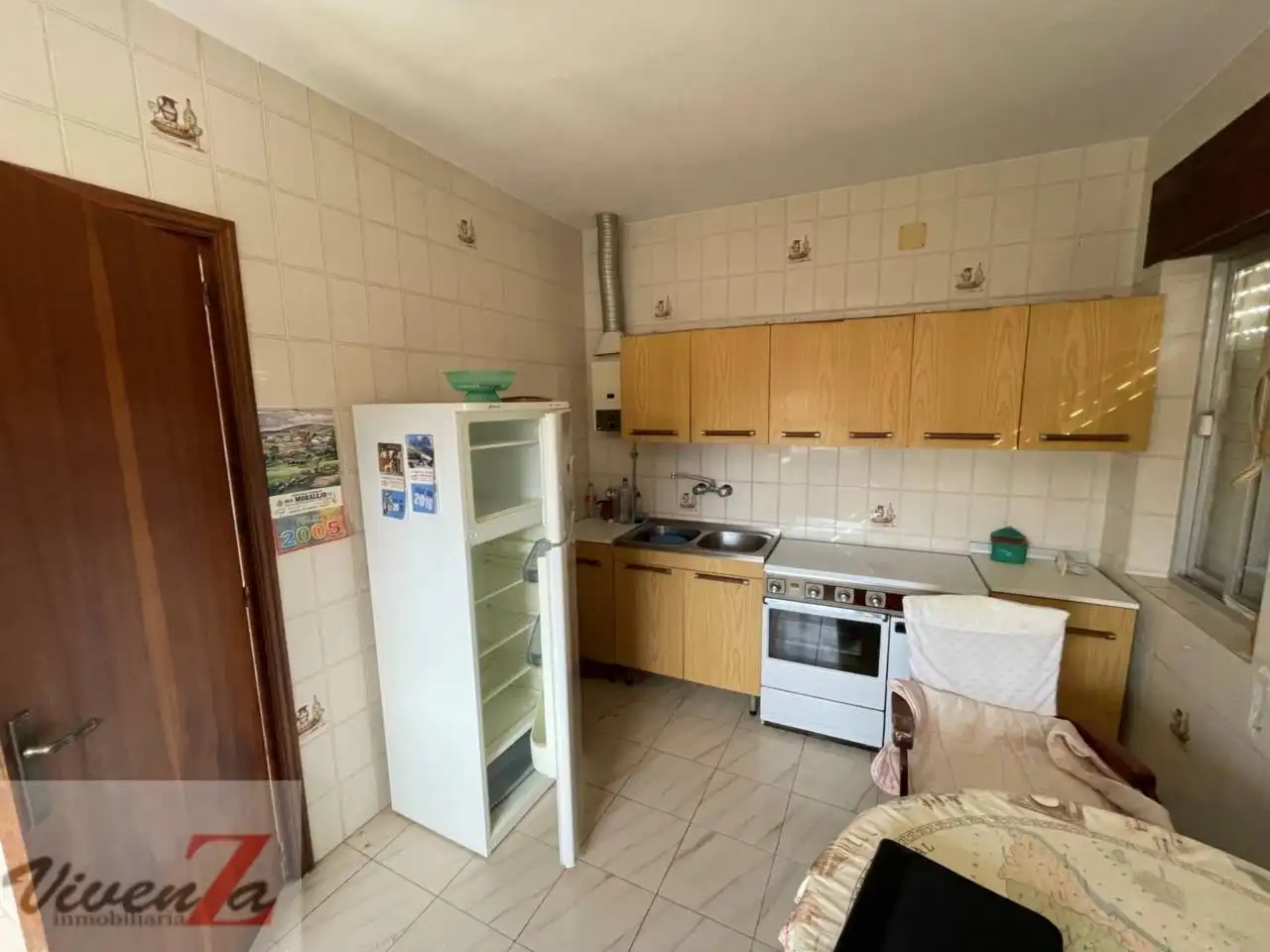 Cuina de Casa o xalet en venda en Almeida de Sayago amb Calefacció i Terrassa