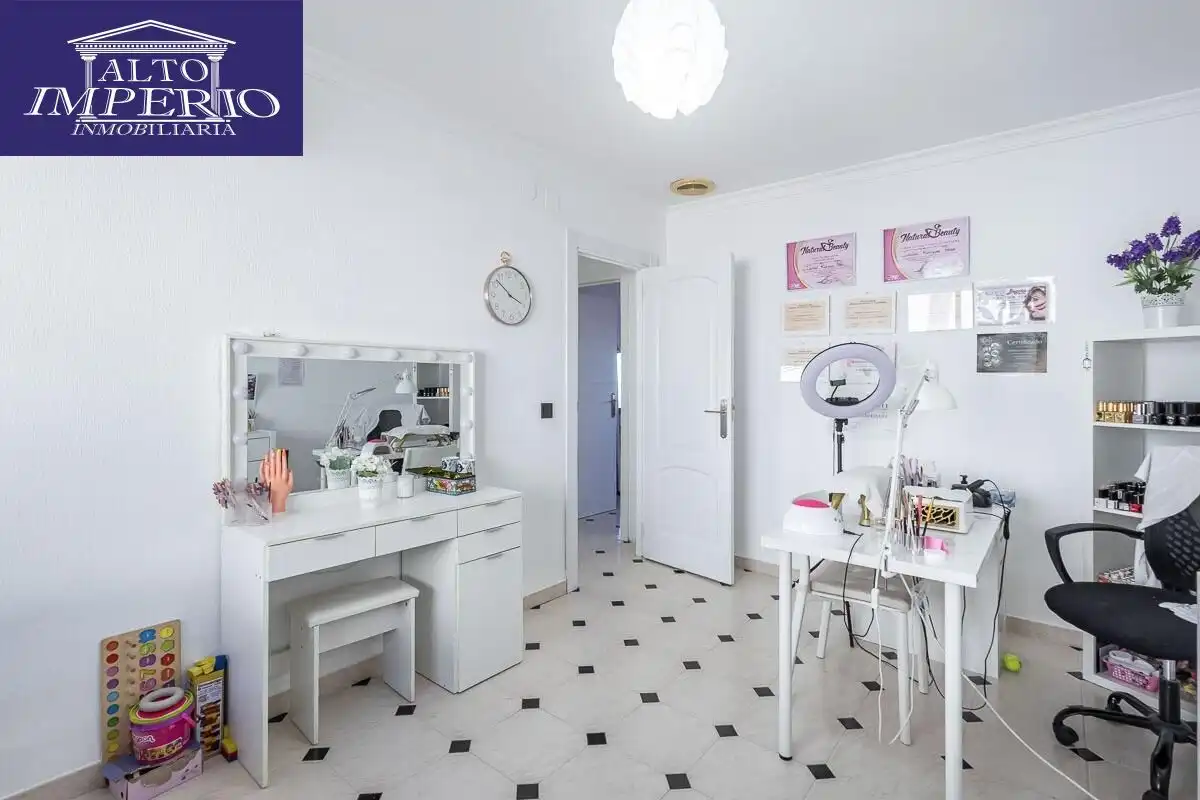 Haus mit Garten zum Verkauf in Barrio de la Vega, imagen 21