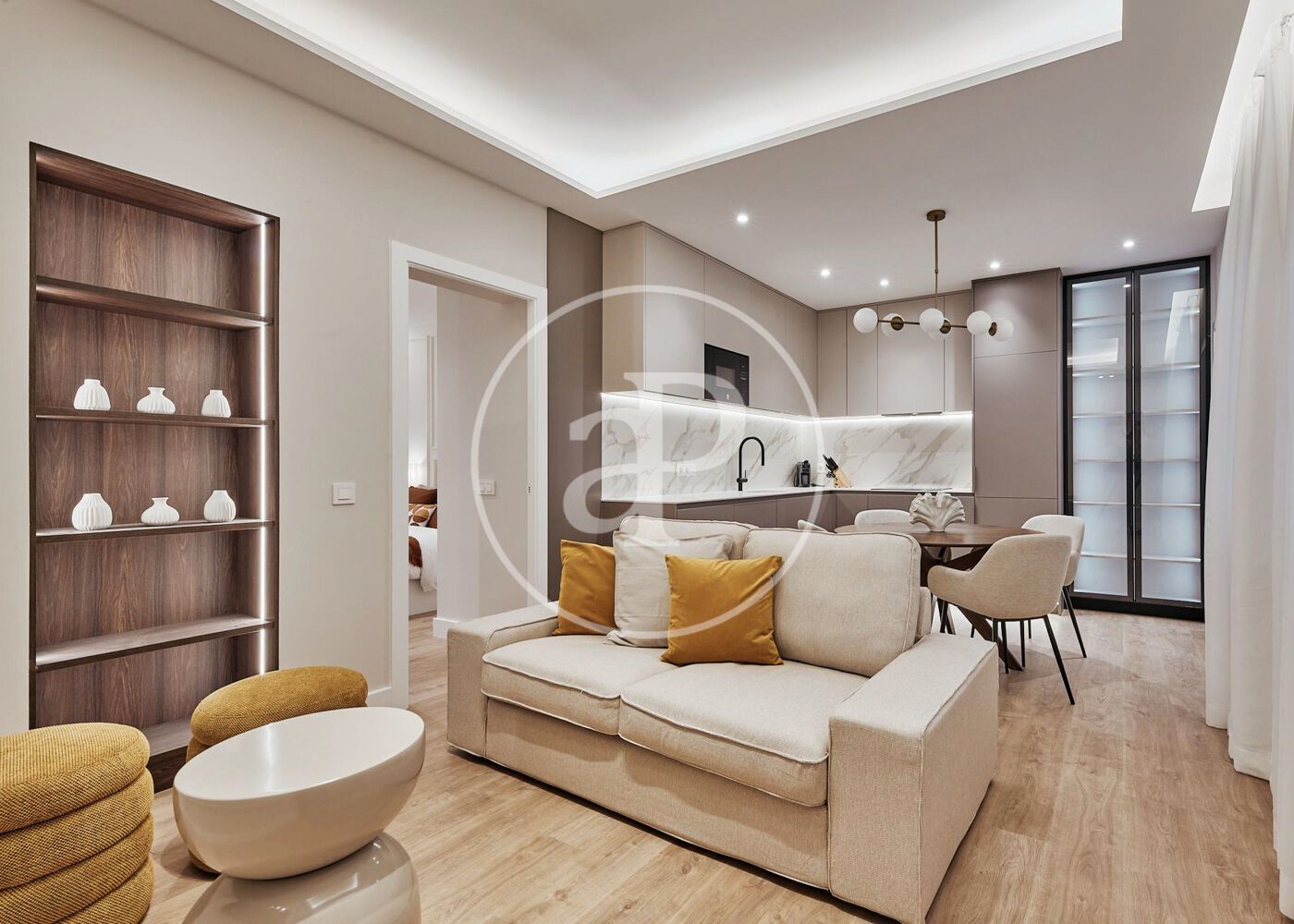 Living room of Flat for sale in  Madrid Capital  with Air Conditioner, Heating and Furnished