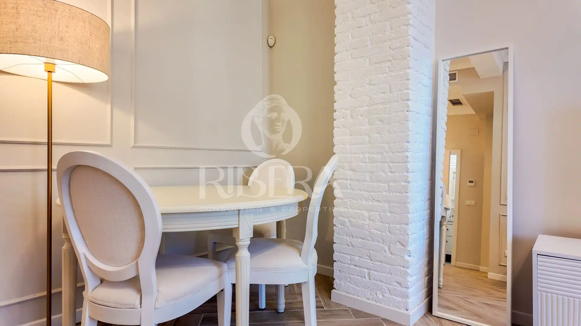 Bedroom of Flat for sale in Extramurs