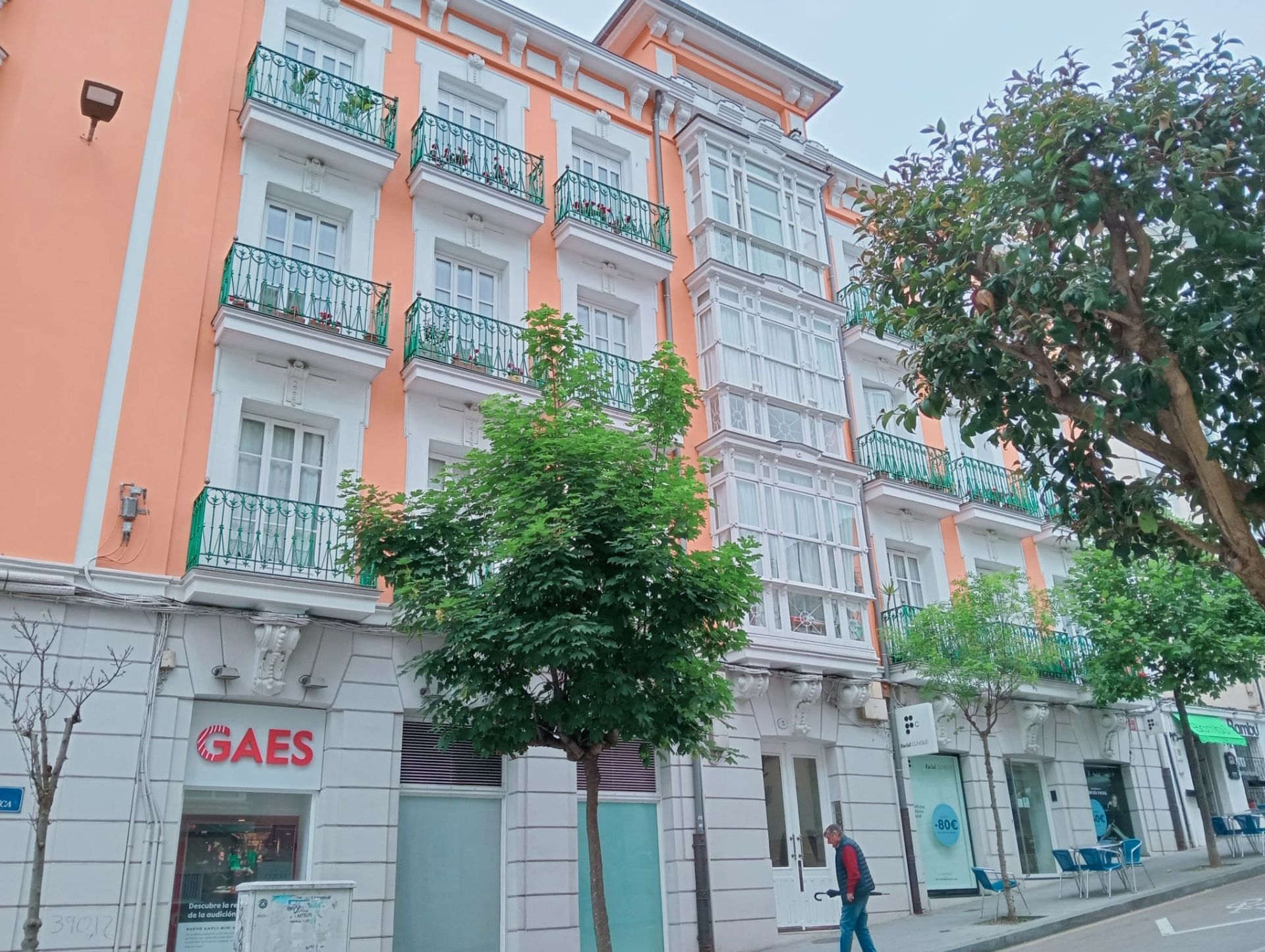 Vista exterior de Àtic en venda en Santander