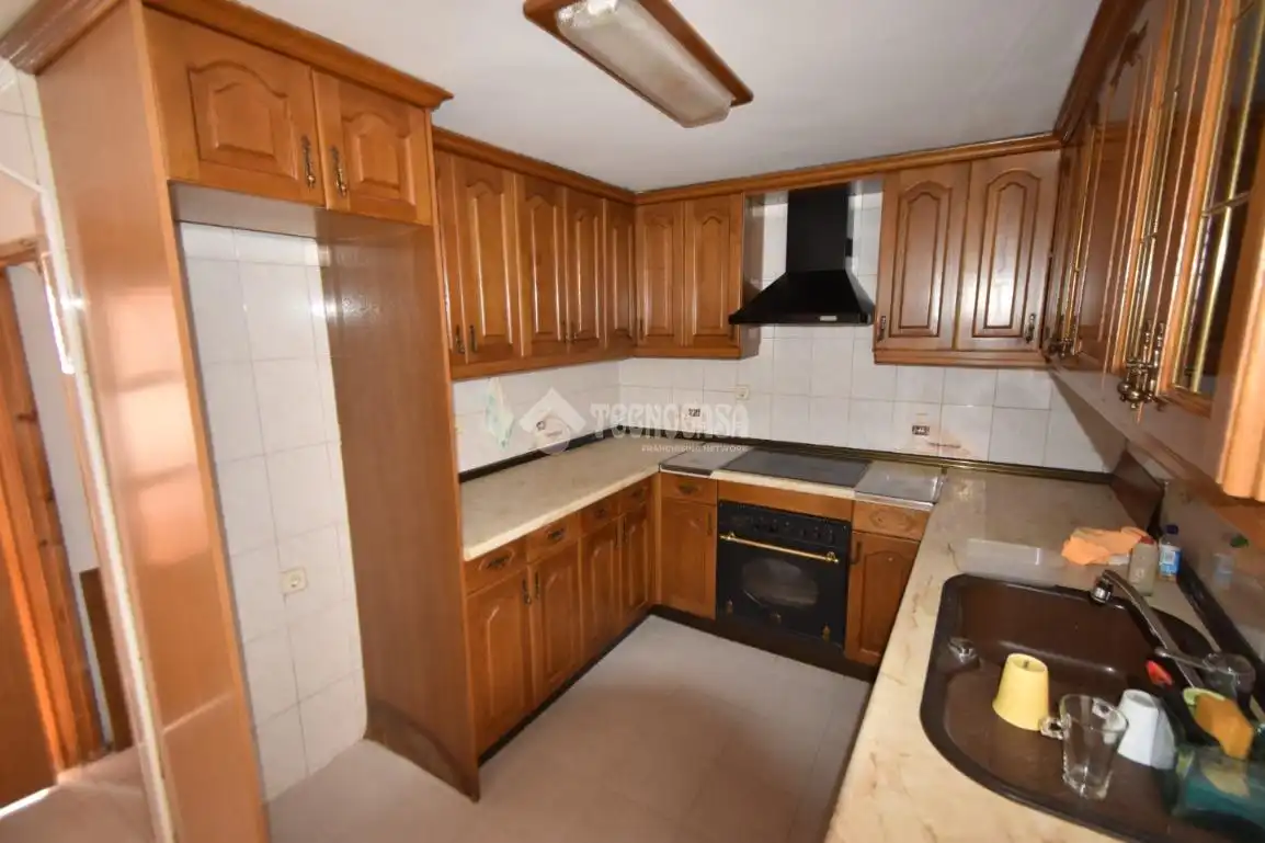 Cocina de Casa adosada en venta en Madrid con Calefacción