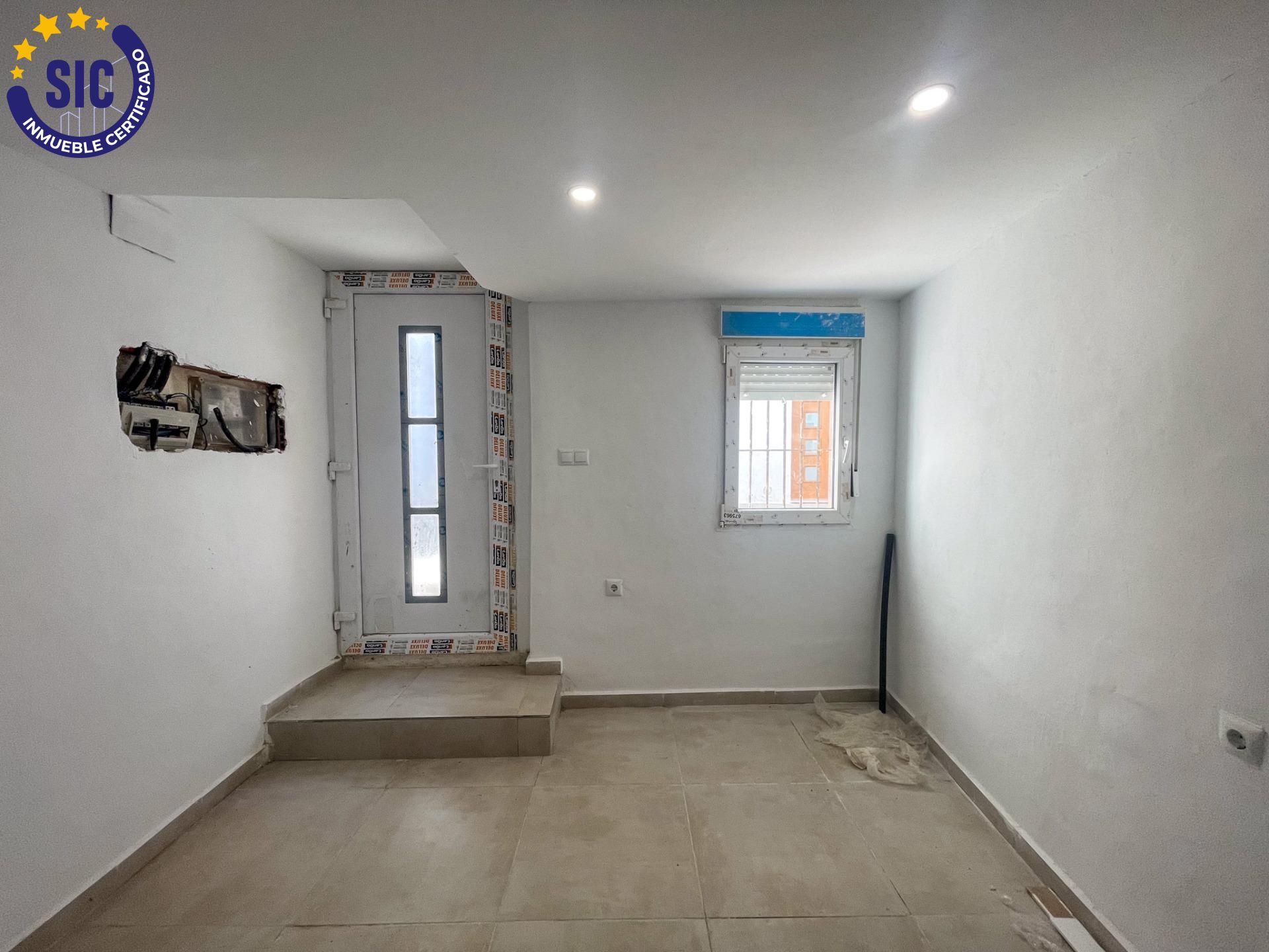 Casa o xalet en venda en Requena amb Balcó