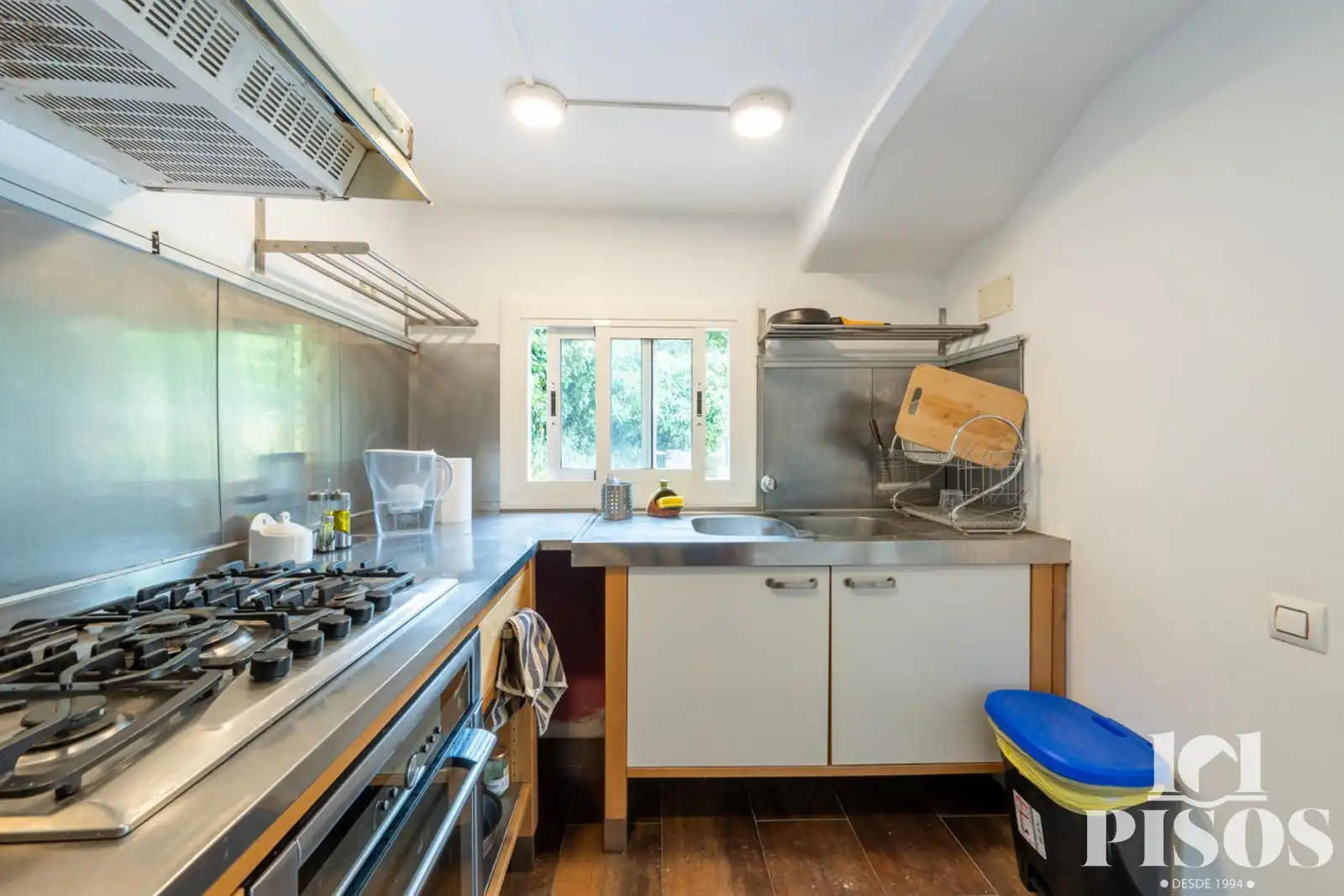 Küche von Haus oder Chalet zum Verkauf in Sant Cugat del Vallès mit Heizung, Terrasse und Abstellraum