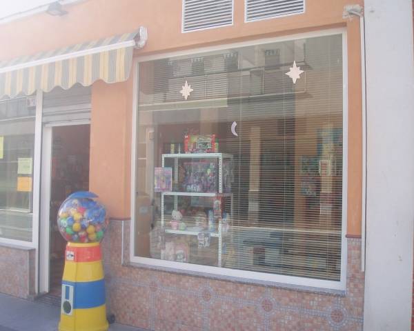 Local comercial en Alquiler en Viñuela - Rescatado
