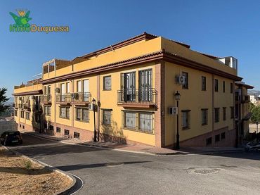 Piso con balcón en venta en Cájar