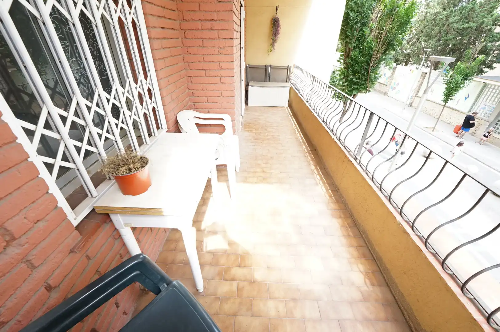 Terraza de Piso en venta en Barcelona con Calefacción, Amueblado y Microondas