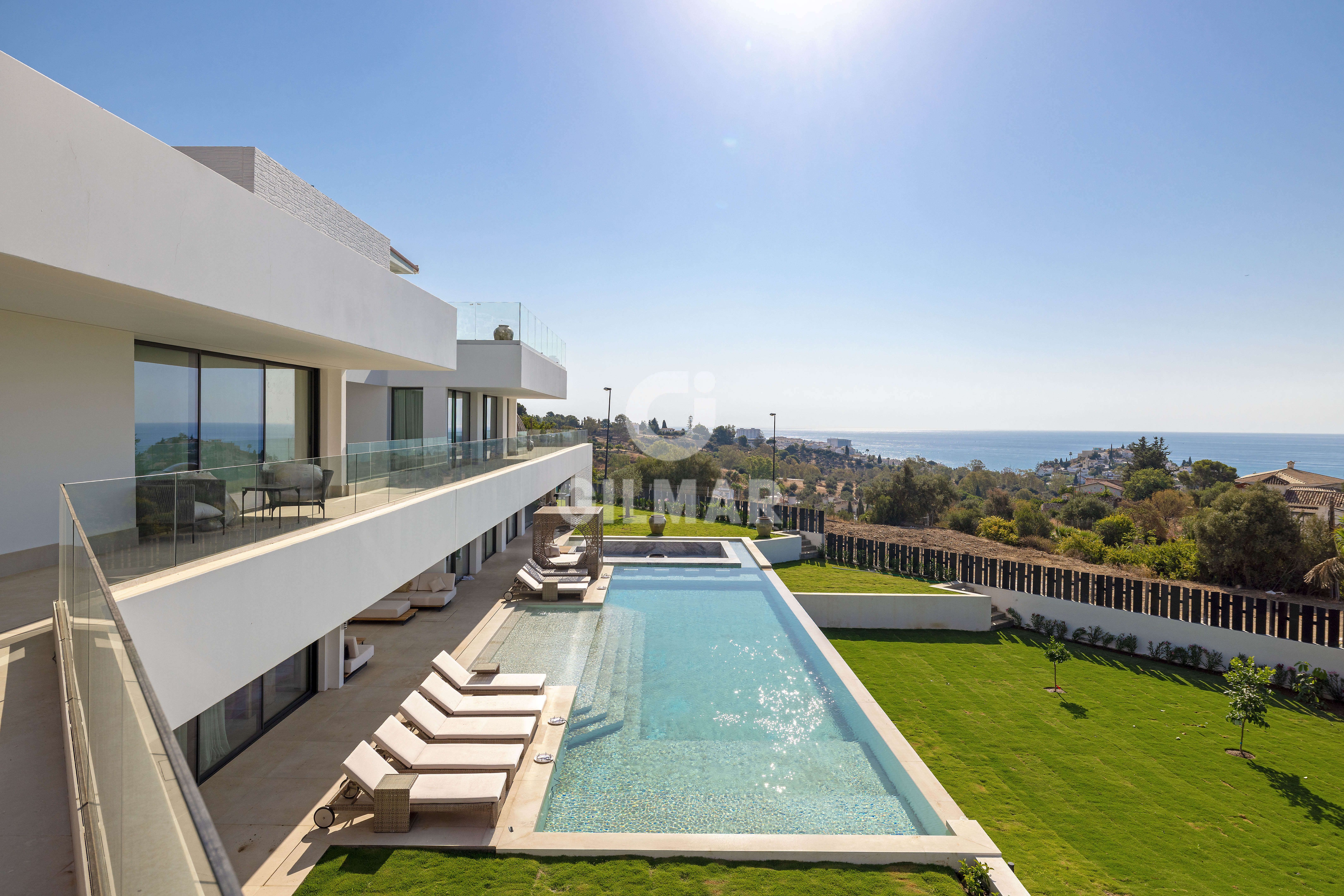 Exterior view of House or chalet for sale in Benalmádena  with Heating, Private garden and Swimming Pool