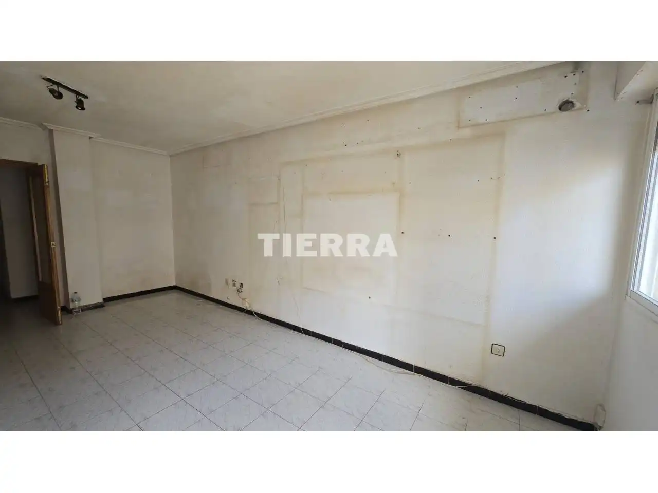 Piso en venta en Murcia con Trastero y Balcón