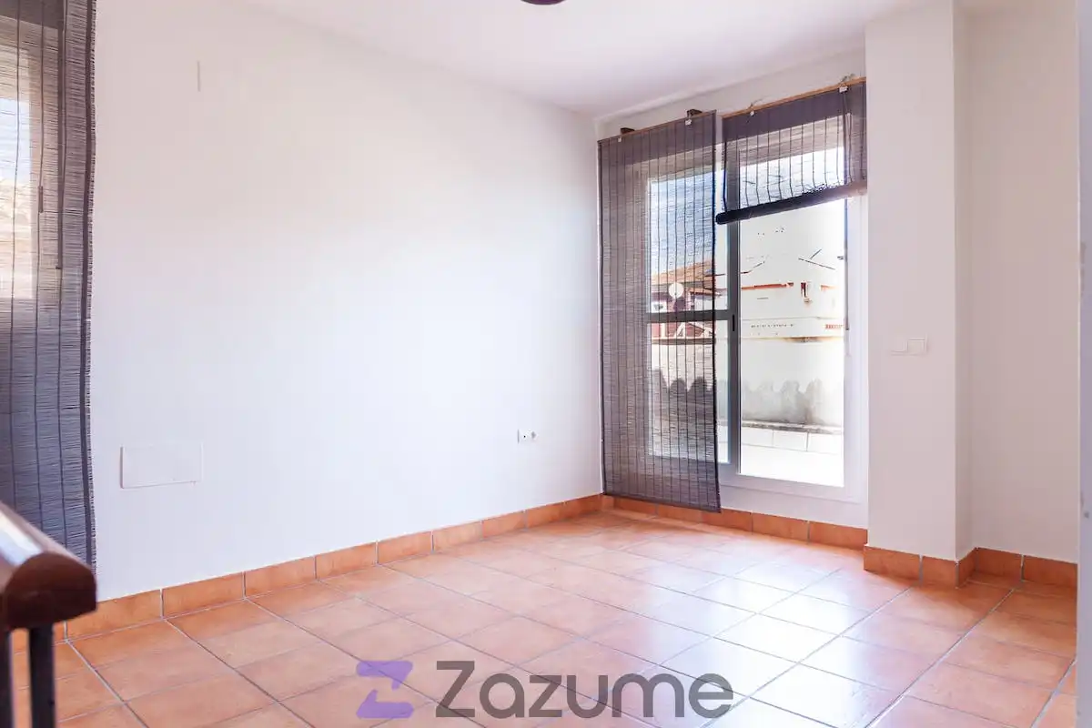 Schlafzimmer von Einfamilien-Reihenhaus zur Miete in Aljaraque mit Privatgarten, Ofen und Waschmaschine