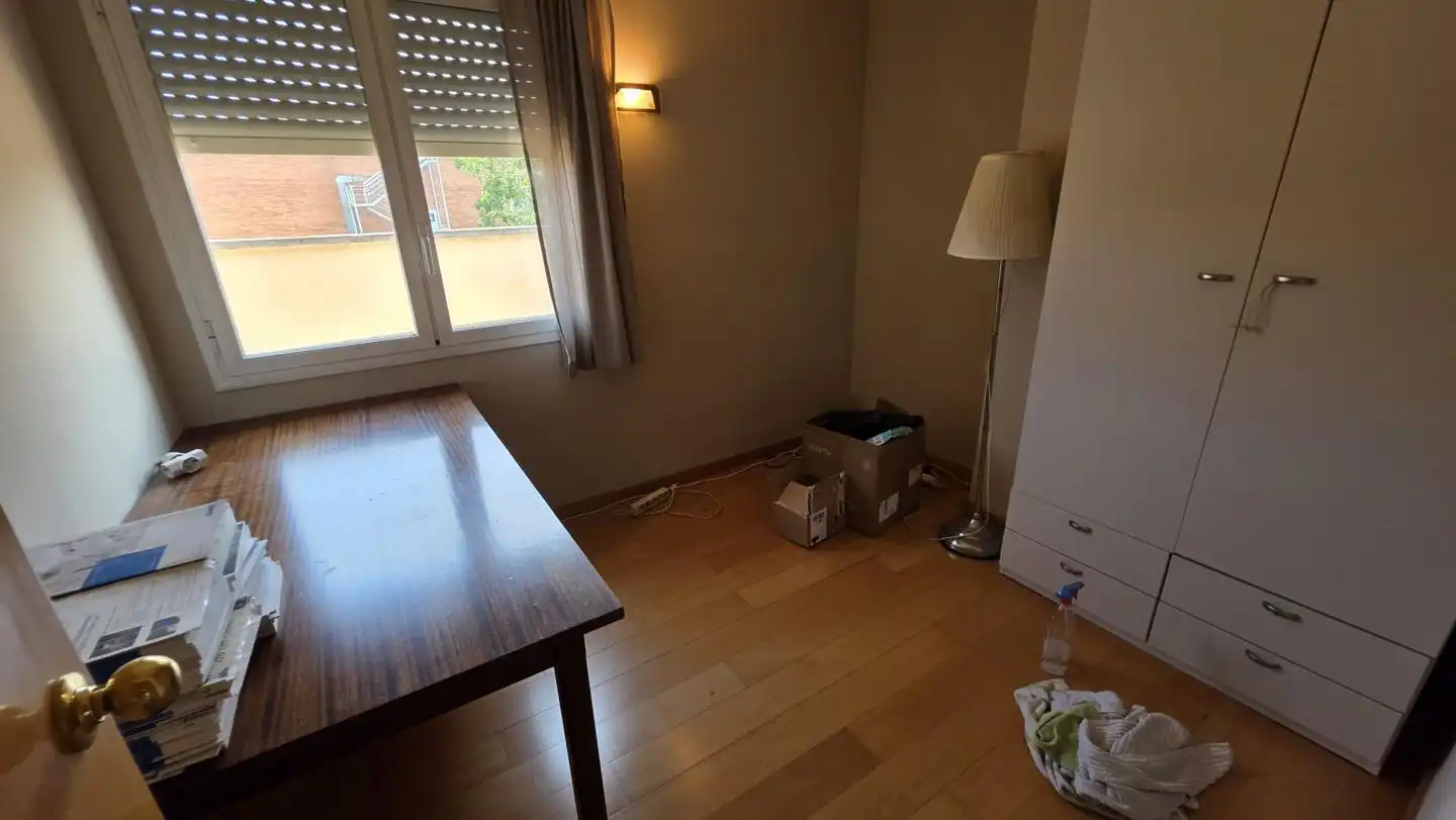 Dachboden zur Miete in De Miquel Vives, Plaça Catalunya - Escola Industrial
