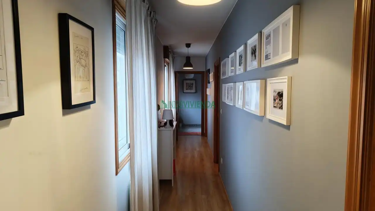Casa adosada en venta en Vigo  con Calefacción, Terraza y Trastero