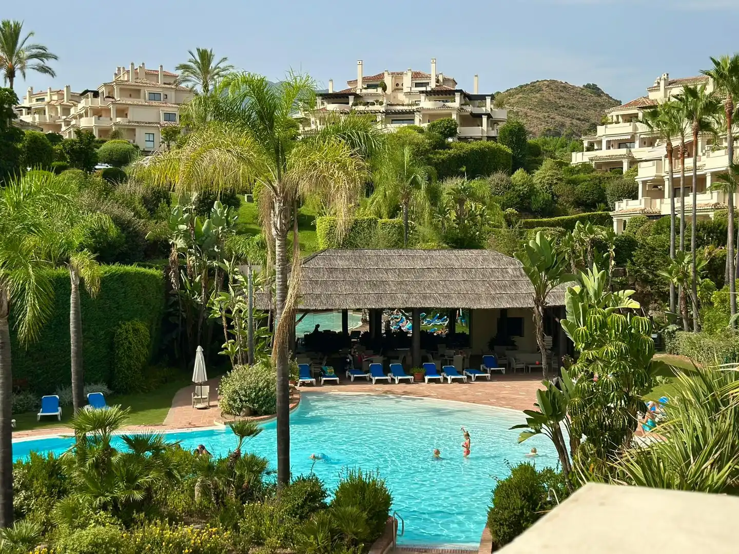Apartament amb piscina de lloguer a Los Arqueros  - Puerto del Almendro