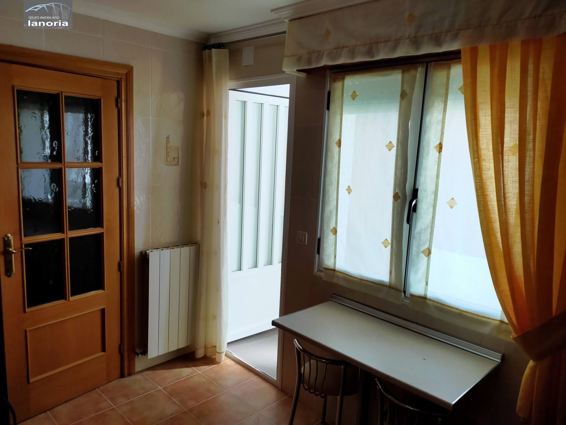 Dormitori de Casa adosada en venda en Pozo Cañada amb Calefacció, Terrassa i Traster