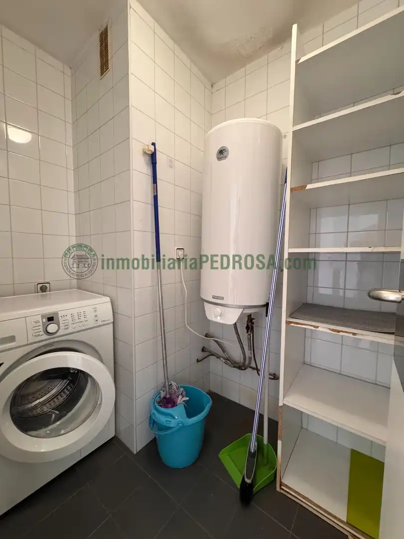 Badezimmer von Wohnungen zum Verkauf in Pontevedra Capital  mit Heizung und Möbliert