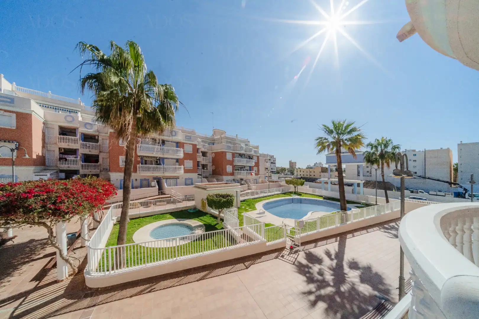 Vista exterior de Piso en venta en Roquetas de Mar con Aire acondicionado, Terraza y Amueblado