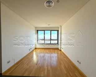 Apartment to rent in  Madrid Capital  with Air Conditioner, Heating and Parquet flooring