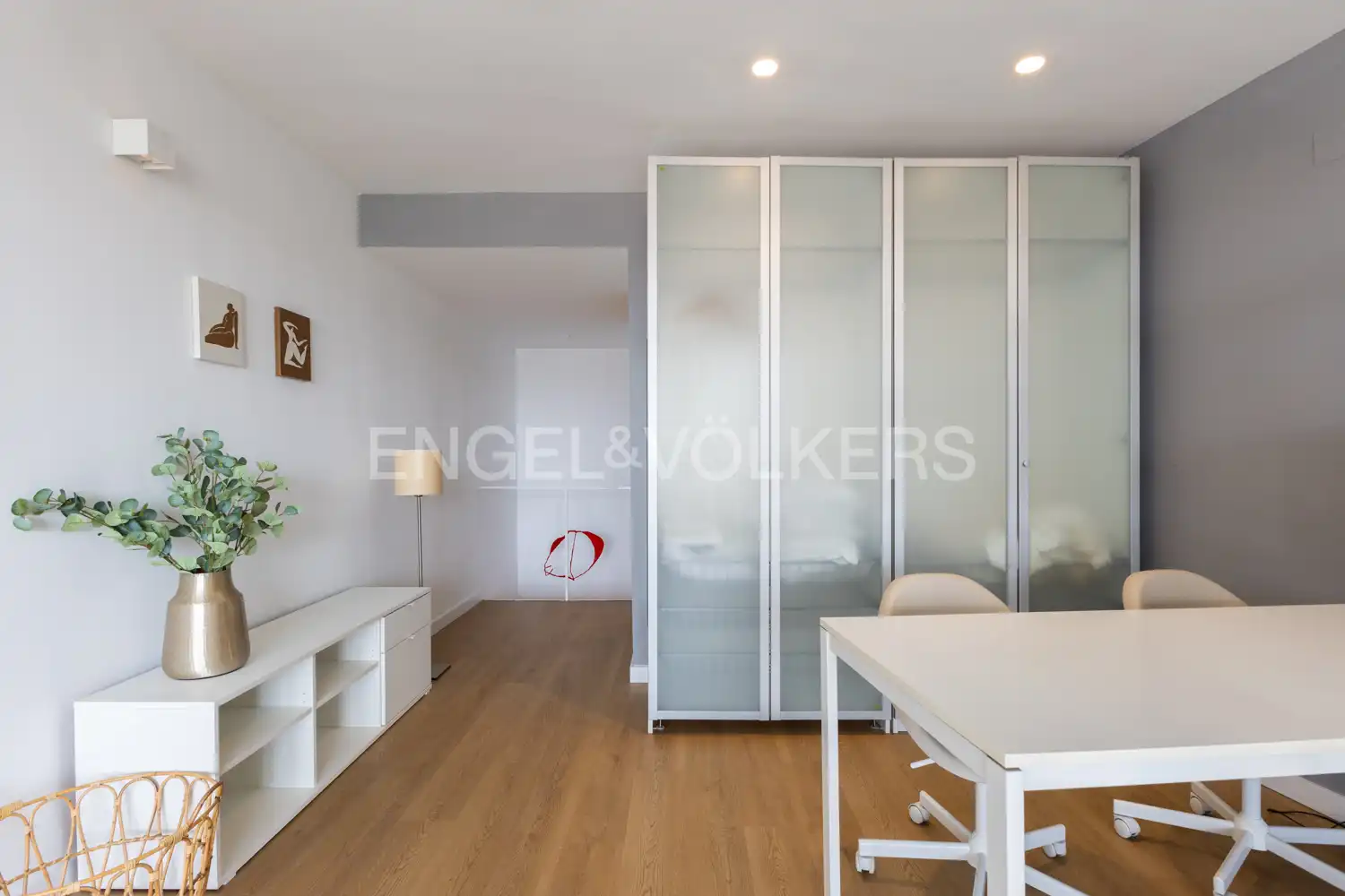 Dormitori de Àtic de lloguer en Valencia amb Aire condicionat, Calefacció i Parquet