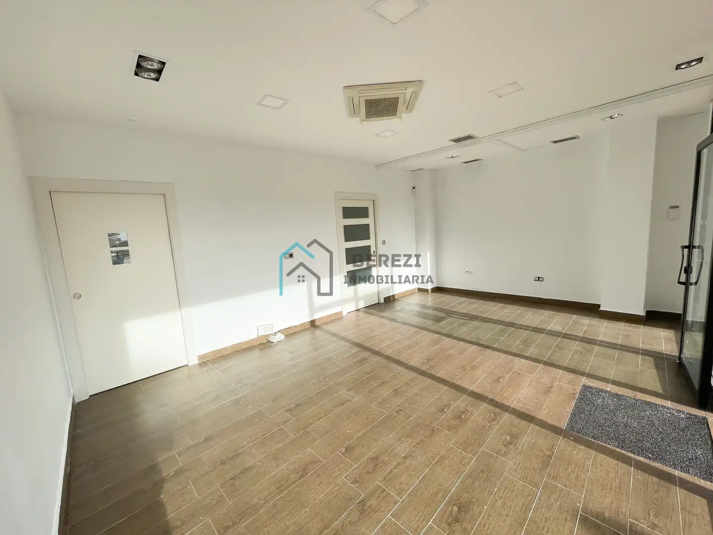 Local en venta en Bermeo con Aire acondicionado, Calefacción y Amueblado