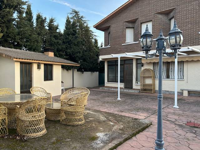 Casa-chalet en Venta en Navas del Rey