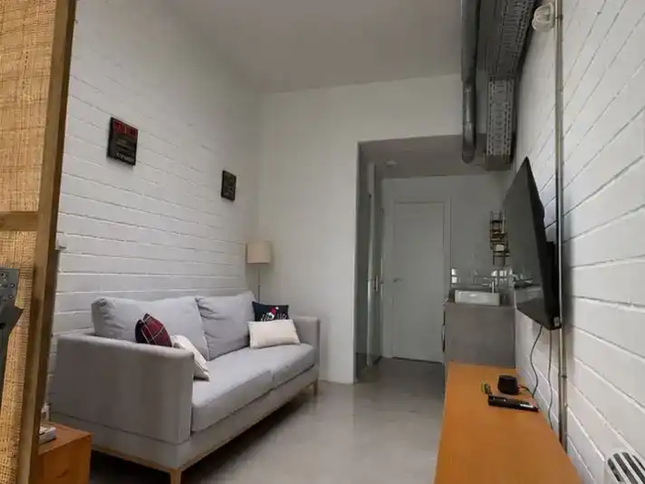 Sala de estar de Piso en venta en  Madrid Capital