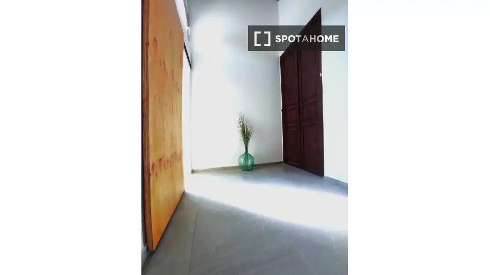 Room in Barrio de Benicalap