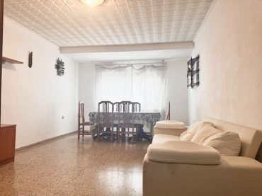 Appartamento con balcone in vendita a Carrer Cardenal Cisneros 50