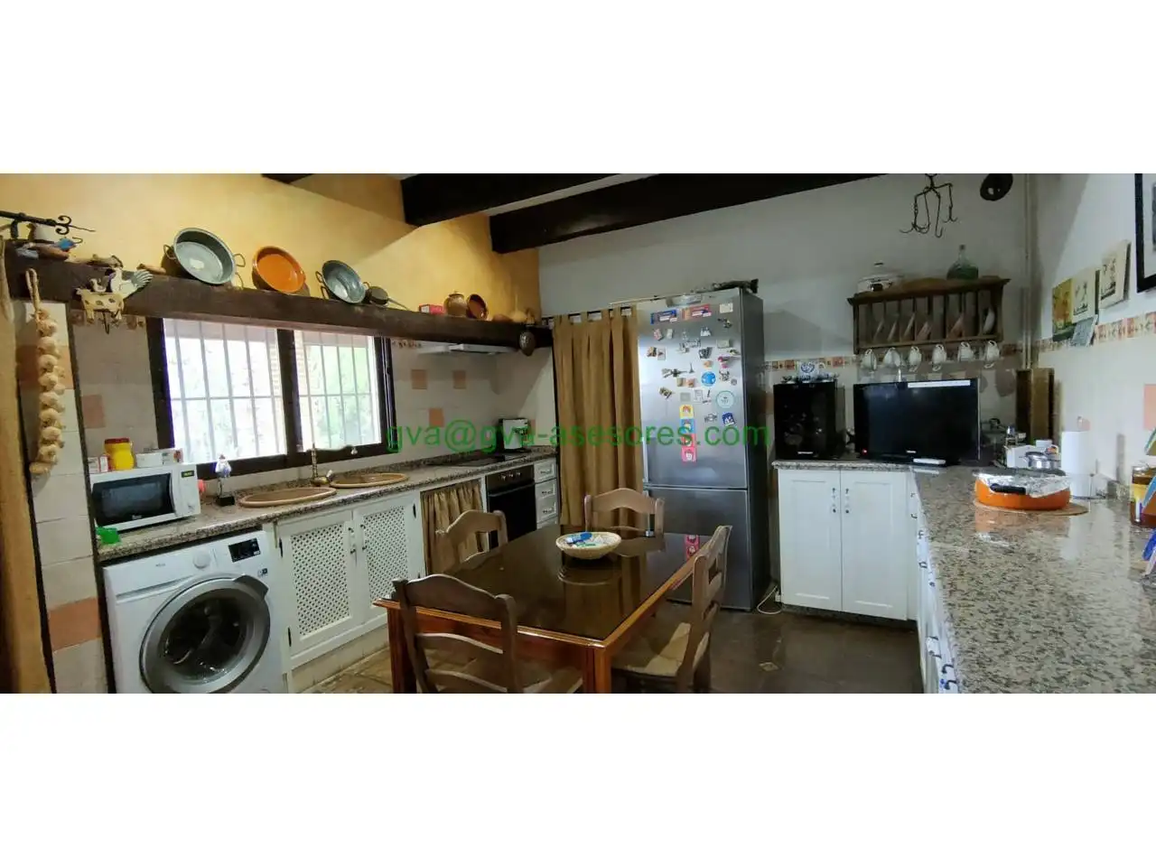 Cuina de Casa o xalet en venda en Hornachuelos amb Jardí privat, Terrassa i Piscina