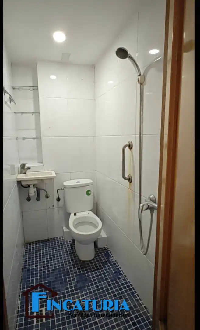 Baño de Piso en venta en Valencia con Aire acondicionado, Parquet y Balcón