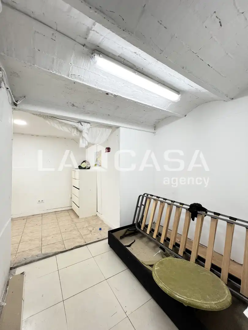 Gewerbefläche zum Verkauf in Carrer de les Monges, imagen 34