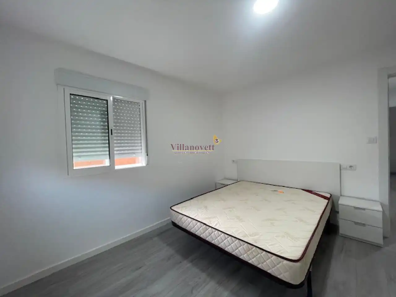 Habitación de Apartamento de alquiler en Vigo  con Amueblado