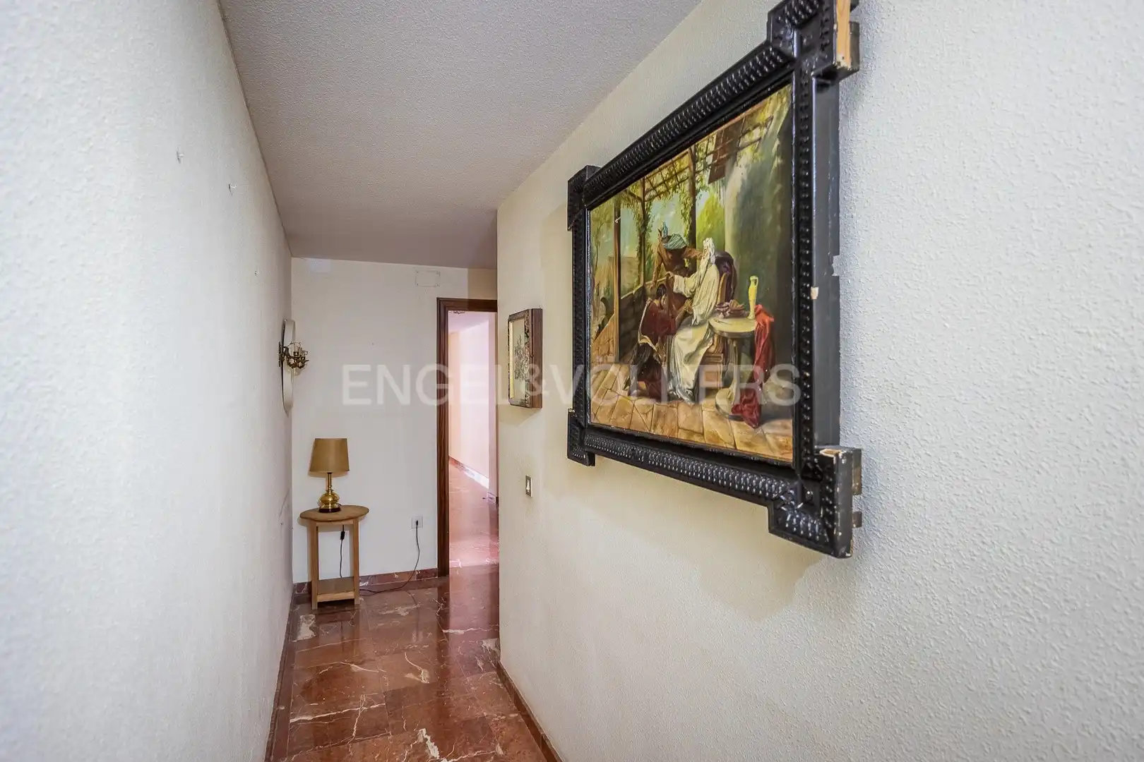 Flat for sale in Sevilla  with Air Conditioner and Heating