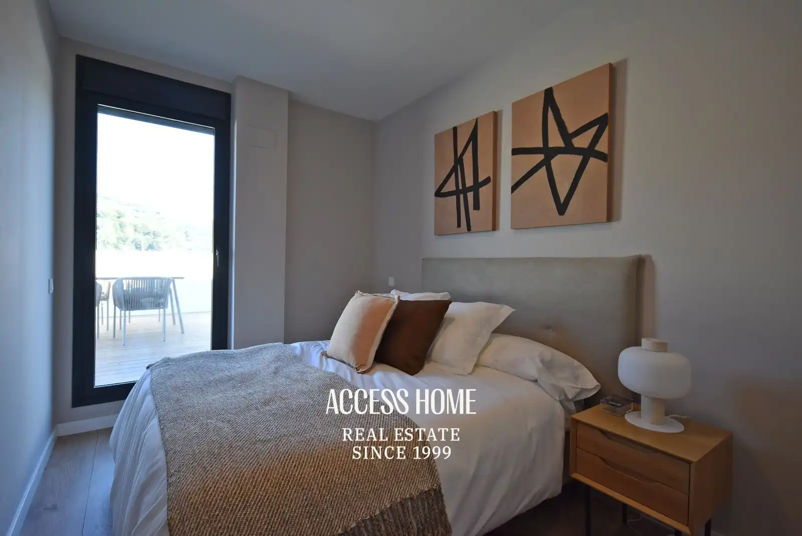 Schlafzimmer von Dachboden zum Verkauf in Montgat mit Klimaanlage, Heizung und Terrasse