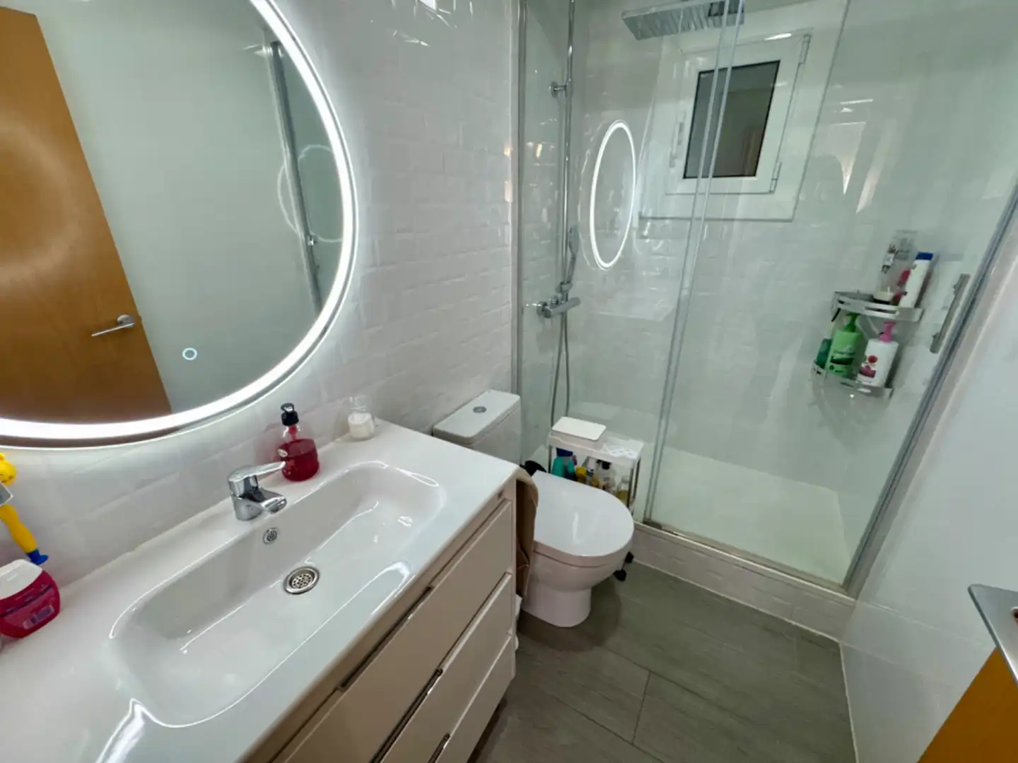 Baño de Planta baja en venta en Sant Boi de Llobregat con Aire acondicionado y Balcón