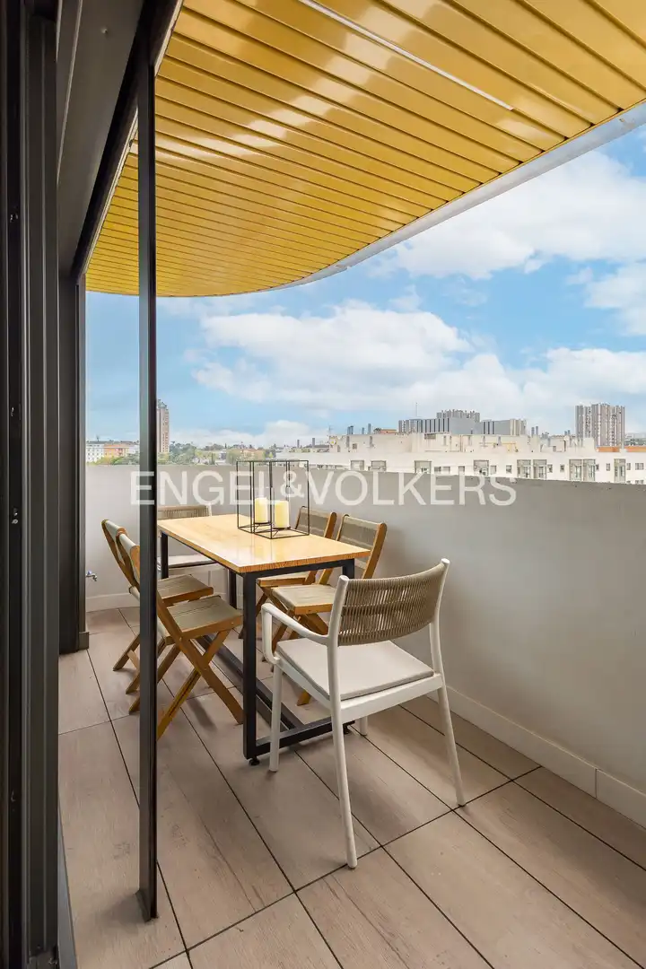 Terrasse von Wohnung zum Verkauf in Madrid mit Klimaanlage, Heizung und Privatgarten