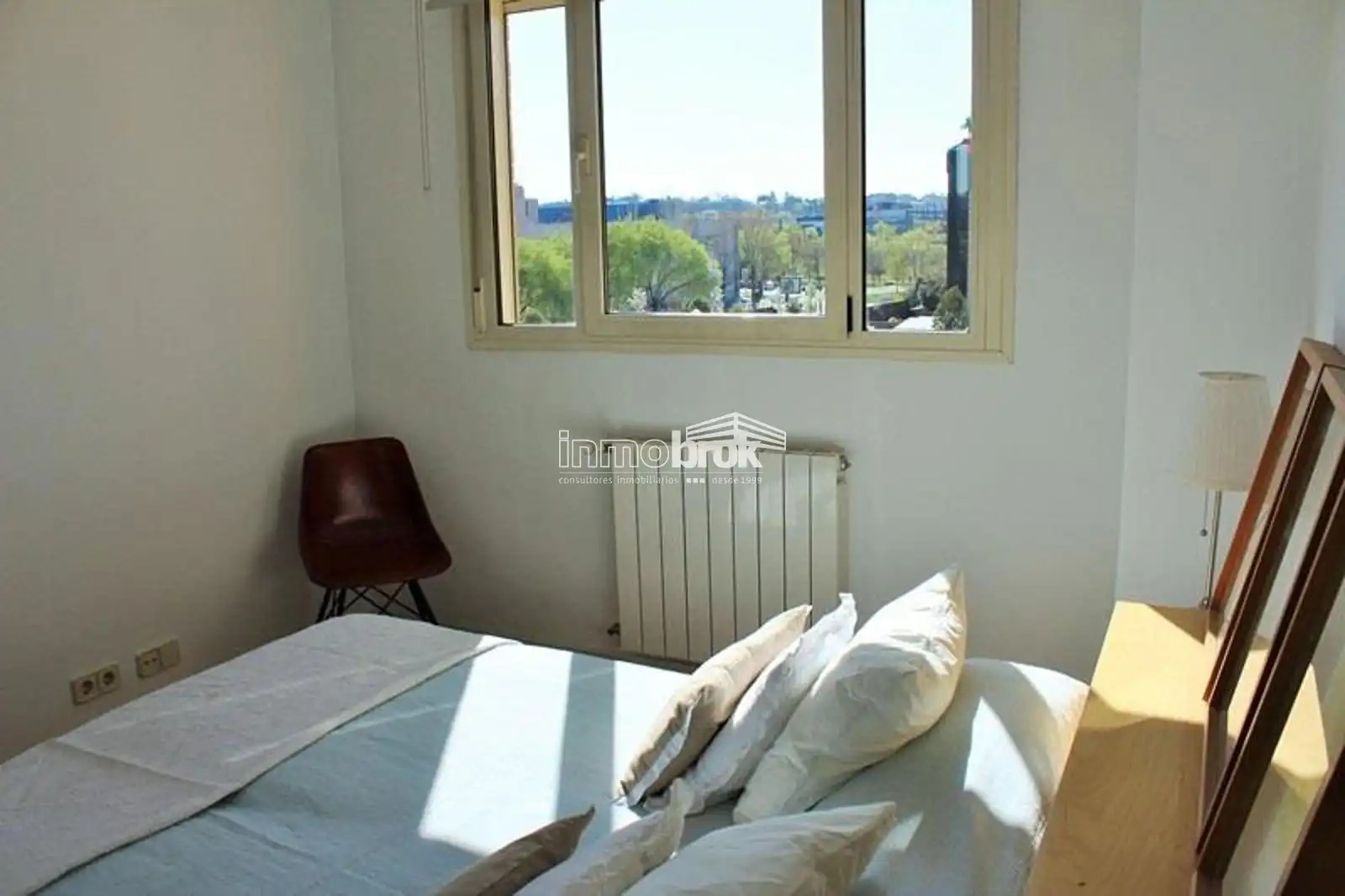Bedroom of Flat for rent in La Moraleja  with Terrace, Swimming Pool and Community pool